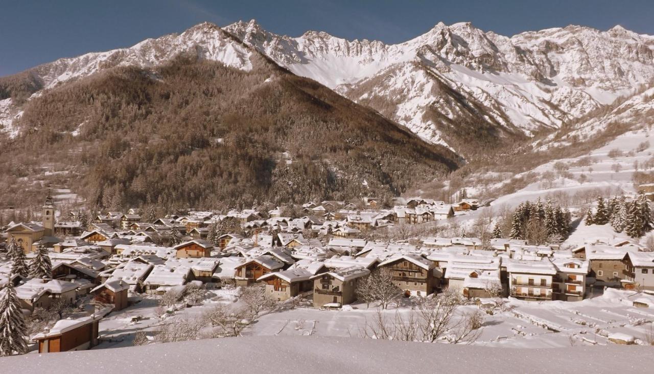 Apartamento Casaborgovecchio Abete Rosso-Sauna Bardonecchia Exterior foto